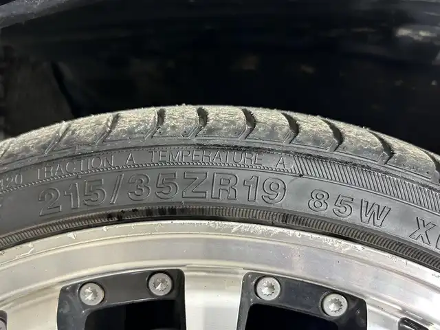 トヨタ プリウス S 大阪府 2019(平31)年 4.4万km アティチュードブラックマイカ 社外エアロ LOXARNY19incAW 純正ナビ(フルセグ/DVD再生/Bluetooth) 360カメラ ETC 衝突軽減 レーダークルコン クリアランスソナー トヨタセーフティセンス