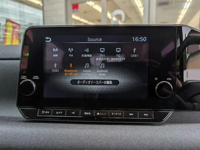 日産 サクラ G 埼玉県 2022(令4)年 1万km チタニウムグレーM/シルキーホワイト フルセグTV/Bluetoothオーディオ/ETC/ドライブレコーダー/アラウンドビューモニター/シートヒーター/ステアリングヒーター/追従機能付　クルーズコントロール/USB充電(Type-A、Type-C)/スマートキー×2/充電ケーブルあり