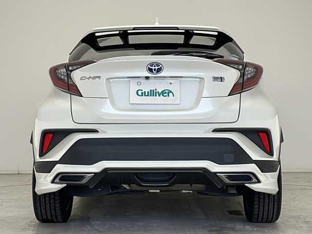 トヨタ Ｃ－ＨＲ G 愛知県 2017(平29)年 9.7万km ホワイトパールクリスタルシャイン 衝突被害軽減ブレーキ/純正9インチSD（ナビなし）/モデリスタエアロパーツ/レーダークルーズコントロール/シートヒーター/フルセグTV/CD DVD/Bluetooth/バックカメラ/コーナーセンサー/純正アルミホイール/ブラインドスポットモニター/LEDヘッドライト/オートマチックハイビーム/ドライブレコーダー/ETC/ステアリングスイッチ/スマートキー/プッシュスタート