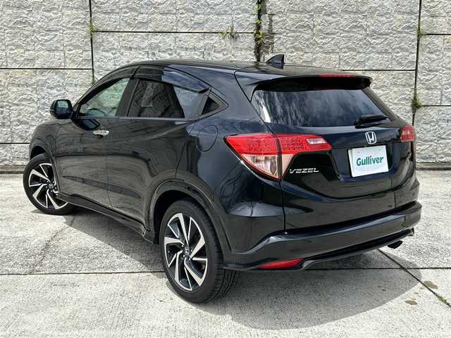 ホンダ ヴェゼル RS ホンダセンシング 長崎県 2016(平28)年 6万km クリスタルブラックパール 8型インターナビ/(CD/DVD/BT/フルセグ)/バックカメラ/衝突軽減ブレーキ/レーンアシスト/レーダークルーズ/ビルトインETC/ハーフレザーシート/シートヒーター/パドルシフト/オートライト/純正18インチAW/USB/HDMI