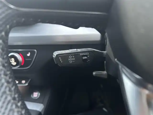 アウディ Ｑ５ 2．0TFSIクワトロ スポーツ 岡山県 2018(平30)年 5.8万km 白 MMIナビ/フルセグTV、CD、DVD、Bluettooth/AM、FM/全方位カメラ/パークアシスト/アダブティブクルーズコントロール/前席シートヒーター/前席パワーシート/運転席メモリーシート/パワーバックドア/パドルシフト/ハーフレザーシート/ビルトインETC2.0