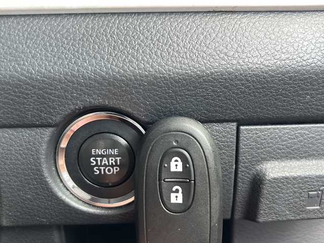 スズキ ハスラー G 青森県 2015(平27)年 9.4万km ブルーイッシュブラックパール3 ・4WD/・社外SDナビ/・Bluetooth/・衝突軽減ブレーキ/・スマートキー/・プッシュスタート/・横滑り防止/・純正15AW/・スペアキー/・シートヒーター/・ダウンヒルアシスト/・グリップアシスト/・保証書・取説あり