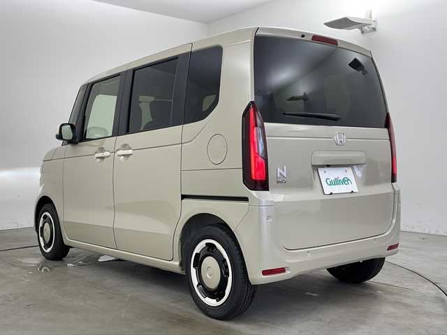 ホンダ Ｎ ＢＯＸ ファッションスタイル 兵庫県 2025(令7)年 0.1千km プレミアムアイボリーパールⅡ ・純正ナビ/Bluetooth/DVD/SD/Apple car play/・バックカメラ/・Honda SENSING/・衝突軽減ブレーキ/・先行車発進お知らせ機能/・歩行者事故低減ステアリング/・路外逸脱抑制機能/・標識認識機能/・渋滞追従機能付アダプティブクルーズコントロール/・車線維持支援システム/・オートハイビーム/・誤発進抑制機能/・後方誤発進抑制機能/・近距離衝突軽減ブレーキ/・横滑り防止装置/・パーキングセンサーシステム/・電動パーキングブレーキ/・ブレーキホールド/・前席シートヒーター/・両側パワースライドドア/・LEDオートライト/・ヘッドライトレベライザー/・プッシュスタートボタン/・スペアキー