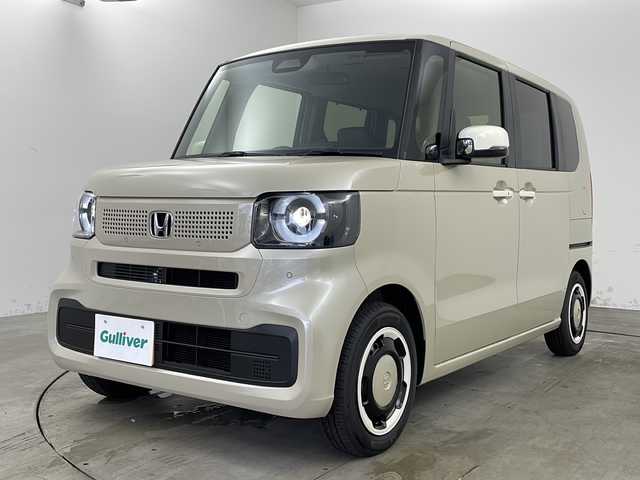 ホンダ Ｎ ＢＯＸ ファッションスタイル 兵庫県 2025(令7)年 0.1千km プレミアムアイボリーパールⅡ ・純正ナビ/Bluetooth/DVD/SD/Apple car play/・バックカメラ/・Honda SENSING/・衝突軽減ブレーキ/・先行車発進お知らせ機能/・歩行者事故低減ステアリング/・路外逸脱抑制機能/・標識認識機能/・渋滞追従機能付アダプティブクルーズコントロール/・車線維持支援システム/・オートハイビーム/・誤発進抑制機能/・後方誤発進抑制機能/・近距離衝突軽減ブレーキ/・横滑り防止装置/・パーキングセンサーシステム/・電動パーキングブレーキ/・ブレーキホールド/・前席シートヒーター/・両側パワースライドドア/・LEDオートライト/・ヘッドライトレベライザー/・プッシュスタートボタン/・スペアキー