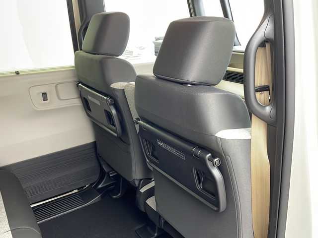 ホンダ Ｎ ＢＯＸ ファッションスタイル 兵庫県 2025(令7)年 0.1千km プレミアムアイボリーパールⅡ ・純正ナビ/Bluetooth/DVD/SD/Apple car play/・バックカメラ/・Honda SENSING/・衝突軽減ブレーキ/・先行車発進お知らせ機能/・歩行者事故低減ステアリング/・路外逸脱抑制機能/・標識認識機能/・渋滞追従機能付アダプティブクルーズコントロール/・車線維持支援システム/・オートハイビーム/・誤発進抑制機能/・後方誤発進抑制機能/・近距離衝突軽減ブレーキ/・横滑り防止装置/・パーキングセンサーシステム/・電動パーキングブレーキ/・ブレーキホールド/・前席シートヒーター/・両側パワースライドドア/・LEDオートライト/・ヘッドライトレベライザー/・プッシュスタートボタン/・スペアキー