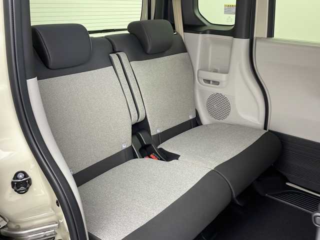 ホンダ Ｎ ＢＯＸ ファッションスタイル 兵庫県 2025(令7)年 0.1千km プレミアムアイボリーパールⅡ ・純正ナビ/Bluetooth/DVD/SD/Apple car play/・バックカメラ/・Honda SENSING/・衝突軽減ブレーキ/・先行車発進お知らせ機能/・歩行者事故低減ステアリング/・路外逸脱抑制機能/・標識認識機能/・渋滞追従機能付アダプティブクルーズコントロール/・車線維持支援システム/・オートハイビーム/・誤発進抑制機能/・後方誤発進抑制機能/・近距離衝突軽減ブレーキ/・横滑り防止装置/・パーキングセンサーシステム/・電動パーキングブレーキ/・ブレーキホールド/・前席シートヒーター/・両側パワースライドドア/・LEDオートライト/・ヘッドライトレベライザー/・プッシュスタートボタン/・スペアキー