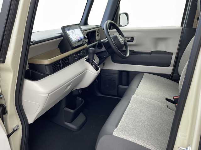 ホンダ Ｎ ＢＯＸ ファッションスタイル 兵庫県 2025(令7)年 0.1千km プレミアムアイボリーパールⅡ ・純正ナビ/Bluetooth/DVD/SD/Apple car play/・バックカメラ/・Honda SENSING/・衝突軽減ブレーキ/・先行車発進お知らせ機能/・歩行者事故低減ステアリング/・路外逸脱抑制機能/・標識認識機能/・渋滞追従機能付アダプティブクルーズコントロール/・車線維持支援システム/・オートハイビーム/・誤発進抑制機能/・後方誤発進抑制機能/・近距離衝突軽減ブレーキ/・横滑り防止装置/・パーキングセンサーシステム/・電動パーキングブレーキ/・ブレーキホールド/・前席シートヒーター/・両側パワースライドドア/・LEDオートライト/・ヘッドライトレベライザー/・プッシュスタートボタン/・スペアキー