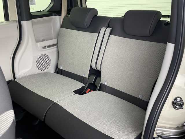 ホンダ Ｎ ＢＯＸ ファッションスタイル 兵庫県 2025(令7)年 0.1千km プレミアムアイボリーパールⅡ ・純正ナビ/Bluetooth/DVD/SD/Apple car play/・バックカメラ/・Honda SENSING/・衝突軽減ブレーキ/・先行車発進お知らせ機能/・歩行者事故低減ステアリング/・路外逸脱抑制機能/・標識認識機能/・渋滞追従機能付アダプティブクルーズコントロール/・車線維持支援システム/・オートハイビーム/・誤発進抑制機能/・後方誤発進抑制機能/・近距離衝突軽減ブレーキ/・横滑り防止装置/・パーキングセンサーシステム/・電動パーキングブレーキ/・ブレーキホールド/・前席シートヒーター/・両側パワースライドドア/・LEDオートライト/・ヘッドライトレベライザー/・プッシュスタートボタン/・スペアキー
