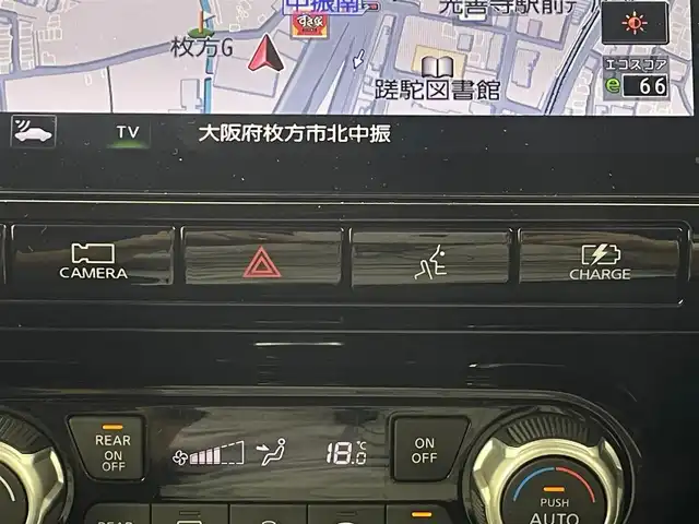 日産 セレナ e－パワー ハイウェイスター V 大阪府 2022(令4)年 5.7万km ブリリアントホワイトパール 360度セーフティサポート/　・エマージェンシーブレーキ/　・踏み間違い防止アシスト/　・車線逸脱防止支援システム/　・車線逸脱警報機能/　・後側方衝突防止支援システム/　・後側方車両検知警報/　・標識認識機能/プロパイロット/アラウンドビューモニター/両側パワースライドドア/レーダークルーズコントロール/LEDヘッドライト/ハイビームアシスト/フォグランプ/コーナーセンサー/スマートキー/ETC
