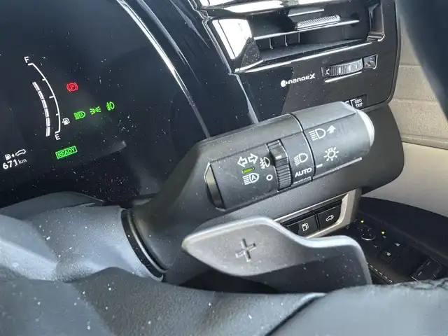 レクサス ＲＸ 350h バージョンL 茨城県 2024(令6)年 0.9万km ソニッククォーツ ワンオーナー/純正ナビ/（AM.FM.BT.Applecarplay）/フルセグTV/360°カメラ/ETC2.0/パノラマSR/白半革シート/デジタルインナーミラー/HUD/D/N席パワーシート/D/N席シートヒーター/D/N席ベンチレーション/ステラリングヒーター/パワーバックドア/オートホールド/LEDヘッドライト/オートライト/オートハイビーム