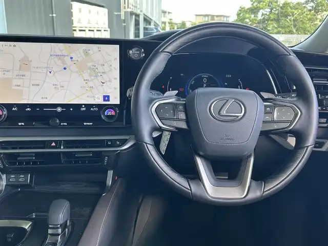 レクサス ＲＸ 350h バージョンL 茨城県 2024(令6)年 0.9万km ソニッククォーツ ワンオーナー/純正ナビ/（AM.FM.BT.Applecarplay）/フルセグTV/360°カメラ/ETC2.0/パノラマSR/白半革シート/デジタルインナーミラー/HUD/D/N席パワーシート/D/N席シートヒーター/D/N席ベンチレーション/ステラリングヒーター/パワーバックドア/オートホールド/LEDヘッドライト/オートライト/オートハイビーム