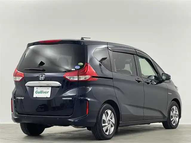 ホンダ フリード ハイブリット G ホンダセンシング 埼玉県 2021(令3)年 3.6万km ミッドナイトブルービームM 純正９型ナビ　１１．６型後席モニター　両側電動スライドドア　シートヒーター　バックカメラ　ＥＴＣ　追従走行　フルセグＴＶ　スマートキー　CD/DVD　Bluetooth　純正フロアマット　衝突被害軽減