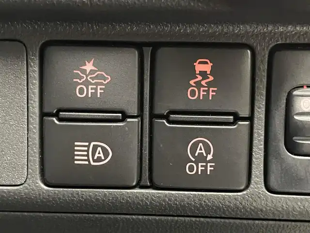 ダイハツ キャスト アクティバ G VS SAⅢ 愛知県 2019(令1)年 2.5万km パールホワイトⅢ 社外ナビ　全方位カメラ　シートヒーター　禁煙　スマートアシストIII　フルセグ　ＤＶＤ　前後ドラレコ　ＥＴＣ　衝突軽減　ＬＥＤライト　オートハイビーム　車線逸脱　アイドリングストップ　フォグ　スマートキー