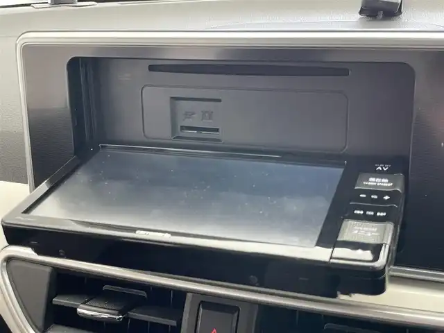 ダイハツ キャスト アクティバ G VS SAⅢ 愛知県 2019(令1)年 2.5万km パールホワイトⅢ 社外ナビ　全方位カメラ　シートヒーター　禁煙　スマートアシストIII　フルセグ　ＤＶＤ　前後ドラレコ　ＥＴＣ　衝突軽減　ＬＥＤライト　オートハイビーム　車線逸脱　アイドリングストップ　フォグ　スマートキー