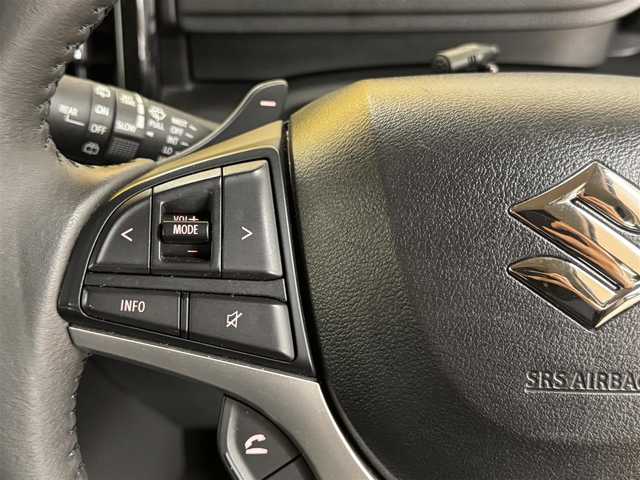 スズキ ソリオ HV SZ 群馬県 2023(令5)年 5.5万km メロウディープレッドパール スズキセーフティサポート/・デュアルカメラブレーキサポート/・誤発進抑制機能/・後退時ブレーキサポート/・車線逸脱警報機能/・車線逸脱抑制機能/・ふらつき警報機能/・標識認識機能/・先行車発進お知らせ機能/純正10インチナビ/・フルセグTV/・BT/DVD/CD/SD/・FM/AM/全方位モニター/ビルトインETC/両側パワースライドドア/ヘッドアップディスプレイ/革巻きステアリング/ステアリングスイッチ/パドルシフト/前席シートヒーター/スマートキー/プッシュスタート/LEDヘッドライト/フォグランプ/オートライト/オートマチックハイビーム/リヤサーキュレーター/純正15インチAW/純正フロアマット/純正ドアバイザー/電動格納ウィンカーミラー/横滑り防止機能