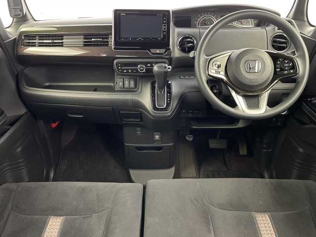 ホンダ Ｎ ＢＯＸ カスタム G L ホンダセンシング 新潟県 2018(平30)年 5万km クリスタルブラックパール ホンダセンシング/　・衝突軽減ブレーキ/　・レーダークルーズコントロール/　・レーンキープアシスト/純正ディーラーOPナビ/　・フルセグTV/　・バックカメラ/　・Bluetooth/　・DVD再生機能/　・USB接続/ビルトインETC/片側パワースライドドア/オートライト/オートハイビーム/LEDヘッドライト/プッシュスタート/電動格納ミラー/ウィンカーミラー/ベンチシート/ステアリングスイッチ/アイドリングストップ/純正フロアマット/ドアバイザー/純正AW付き夏タイヤ積込み