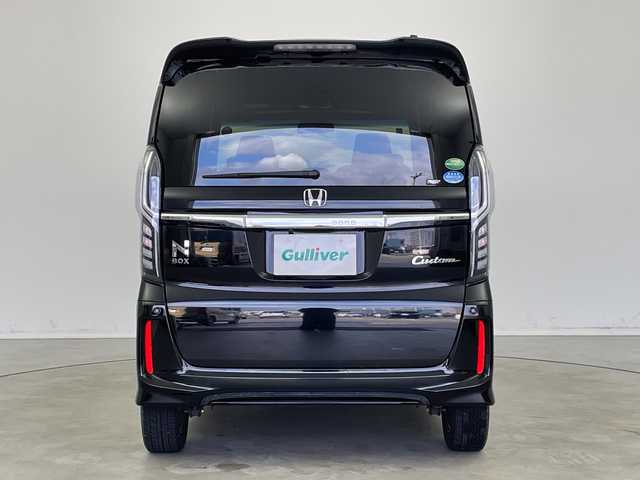 ホンダ Ｎ ＢＯＸ カスタム G L ホンダセンシング 新潟県 2018(平30)年 5万km クリスタルブラックパール ホンダセンシング/　・衝突軽減ブレーキ/　・レーダークルーズコントロール/　・レーンキープアシスト/純正ディーラーOPナビ/　・フルセグTV/　・バックカメラ/　・Bluetooth/　・DVD再生機能/　・USB接続/ビルトインETC/片側パワースライドドア/オートライト/オートハイビーム/LEDヘッドライト/プッシュスタート/電動格納ミラー/ウィンカーミラー/ベンチシート/ステアリングスイッチ/アイドリングストップ/純正フロアマット/ドアバイザー/純正AW付き夏タイヤ積込み