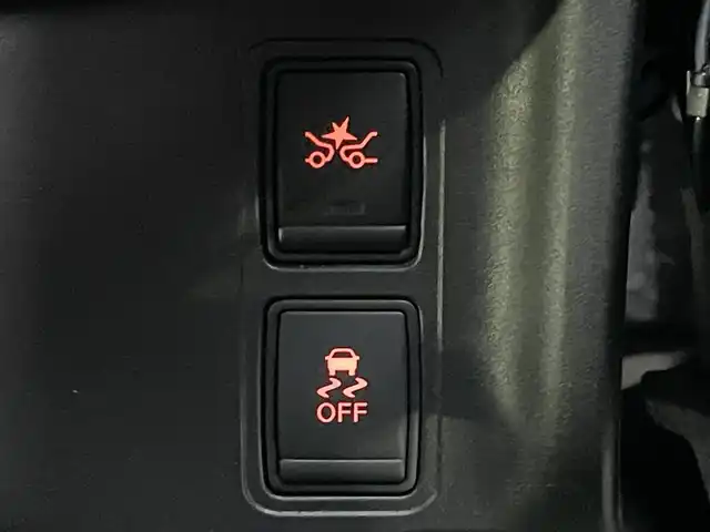 日産 セレナ ハイウェイスター 25thSP B 山口県 2017(平29)年 8万km ブリリアントシルバー ワンオーナー/純正9インチメモリーナビ/DVD/Blu-ray/AppleCarPlay/AndoidAuto/フルセグTV/バックカメラ/後席用フリップダウンモニター/両側パワースライドドア/車線逸脱警報/エマージェンシーブレーキ/プロパイロット/踏み間違え防止アシスト/車線逸脱防止支援システム/進入禁止標識認識機能/LEDオートヘッドライト/ナビ連動ドライブレコーダー/ETC