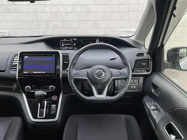 日産 セレナ ハイウェイスター 25thSP B 山口県 2017(平29)年 8万km ブリリアントシルバー ワンオーナー/純正9インチメモリーナビ/DVD/Blu-ray/AppleCarPlay/AndoidAuto/フルセグTV/バックカメラ/後席用フリップダウンモニター/両側パワースライドドア/車線逸脱警報/エマージェンシーブレーキ/プロパイロット/踏み間違え防止アシスト/車線逸脱防止支援システム/進入禁止標識認識機能/LEDオートヘッドライト/ナビ連動ドライブレコーダー/ETC