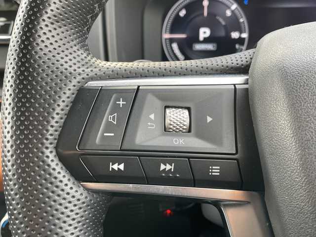 三菱 アウトランダー ＰＨＥＶ P 神奈川県 2022(令4)年 5.3万km ブラックダイヤモンド プラグインハイブリッド/4WD/SDナビ/（AM/FM/TV/USB/iPod/Bluetooth/CarPlay/AndroidAuto）/マルチアラウンドモニター（移動物検知機能付）/BOSEプレミアムサウンドシステム（9スピーカー）/ETC/e-Assist/衝突被害軽減ブレーキ（FCM）/踏み間違い衝突防止アシスト（EAPM）/車線逸脱警報（LDW）＆逸脱防止支援（LDP）/ふらつき警報（DAA）/前方衝突予測警報（PFCW）/MI-PILOT（レーダークルコン）/標識認識システム（TSR）/後側方衝突被害防止支援システム（ABSA）/後側方車両検知警報（レーンチェンジアシスト機能付）（BSW/LCA）/後退時車両検知警報（RCTA）/パーキングセンサー/ヒルディセントコントロール/セミアニリン本革シート（ブラック×サドルタン）/シートヒーター（D/N/2nd左右）/メモリーパワーシート（D/N）/HUD/パワーバックドア/左右＆後席独立オートエアコン/100V AC電源（1500W）/V2H用 DC電源（10kW）/アダプティブLEDヘッドライト（ALH）/ワイヤレス充電器/20AW