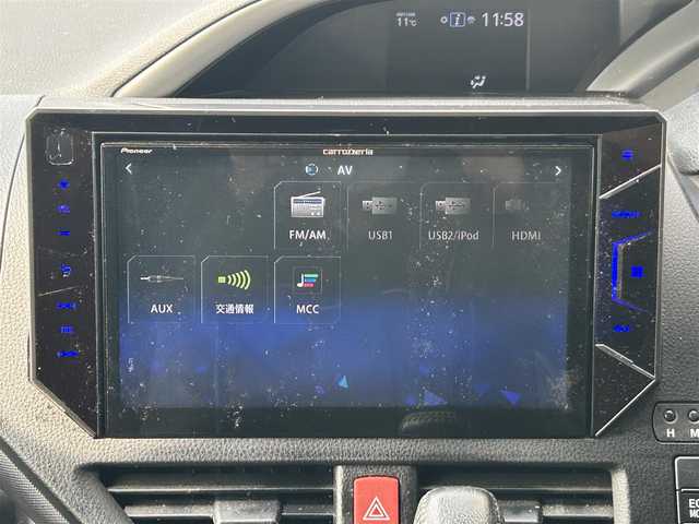 トヨタ ヴォクシー ZS 煌 岩手県 2018(平30)年 6.8万km ブラック 社外ナビ　/社外フリップダウンモニター　/両側パワースライドドア　/クルーズコントロール　/バックカメラ　/オートマチックハイビーム　/オートライト　/アイドリングストップ　/ＵＳＢ入力端子　/レーンキープアシスト/衝突軽減ブレーキ/横滑り防止装置