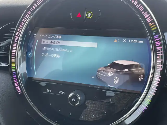 ＭＩＮＩ ＢＭＷ ミニ クーパー D ブリックレーンED 東京都 2022(令4)年 4.6万km ホワイト・シルバー 300台限定車/専用ルーフ・カラー　サン・マリノ・ブルー/専用ボンネット・ストライプ／サイド・ストライプ/専用サイド・スカットル/専用エクステリア・ステッカー/　　（3 Door：Bピラー/5 Door：Cピラー）/専用フローティング・ホイール・キャップ/専用フローズン・ブルー・アクセント・パーツ/　　ドア・ハンドル/ 専用フローズン・ブルー・アクセント・パーツ/　　テールゲート・ハンドル/専用フローズン・ブルー・アクセント・パーツ/　　ヘッドライト・フレーム／リア・コンビ・ランプ・フレーム/専用フローズン・ブルー・アクセント・パーツ/ 　MINIエンブレム（フロント／リア）/ボディー・カラー　ホワイト・シルバー・メタリック/ボディー・カラー　ムーンウォーク・グレー・メタリック/17インチ　アロイ・ホイール　ペダル・スポーク　ブラック/LED ヘッドライト/LED リア・コンビ・ランプ（ユニオン・ジャック・デザイン）