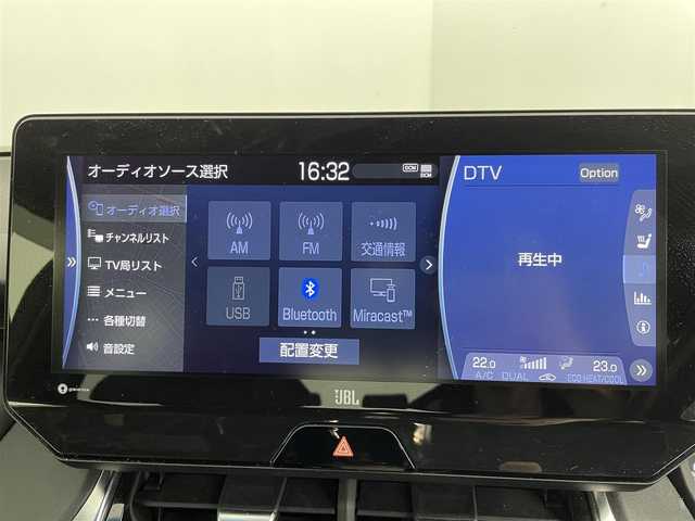 トヨタ ハリアー ハイブリッド Z レザーパッケージ 道央・札幌 2020(令2)年 5.7万km ホワイトパールクリスタルシャイン ・ワンオーナー/・４WD/・寒冷地仕様/・12.3インチコネクテッドナビ/　BT/USB/Miracast/フルセグ/・JBLサウンドシステム/・パノラミックビューモニター/・デジタルインナーミラー/・純正ドライブレコーダー/・ビルトインETC2.0/・トヨタセーフティセンス/・プリクラッシュセーフティ/・レーダークルーズコントロール/・レーンキープアシスト/・オートハイビーム/・クリアランスソナー/・BSM/・HUD/・パワーバックドア/・レザーシート/・前席パワーシート/・前席エア/シートヒーター/・フロントデアイサー/・LEDヘッドライト/・フォグライト/・オートライト/・プッシュスタート/・スマートキー/・スペアキー×１/・純正エンジンスターター/・純正フロアマット/・ドアバイザー/・純正19インチAW/・純正AW付スタッドレス積込