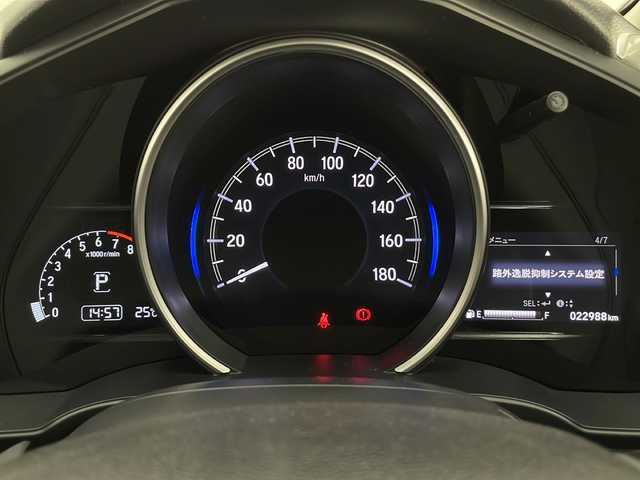 ホンダ フィット 13G F 長野県 2019(平31)年 2.3万km ルージュアメジストM 4WD/純正ナビ/追従型クルーズコントロール/バックカメラ/アイドリングストップ/Bluetooth/CD/USB/シートヒーター（運転席、助手席）/オートライト/LEDヘッドライト/フォグランプ/ステアリングスイッチ/ウインカーミラー/ワイパーデアイサー/電動格納ミラー/冬タイヤ車載（鉄ホイール付）