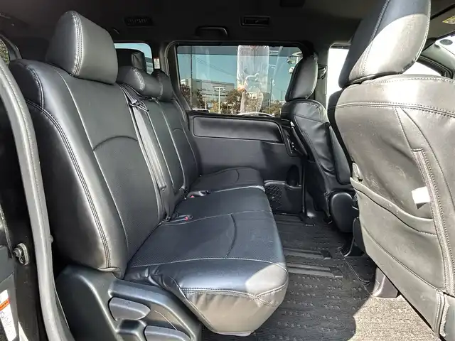 トヨタ ヴォクシー ZS 煌Ⅱ 大阪府 2019(令1)年 3.4万km ブラック 純正９インチナビ/   フルセグTV/CD/DVD/Bluetooth/USB/バックモニター/１２インチ後席モニター/衝突軽減ブレーキ/横滑り防止装置/アイドリングストップ/両側パワースライドドア/クルーズコントロール/レーンキープアシスト/前後ドライブレコーダー/オートマチックハイビーム/純正16インチアルミホイール/純正フロアマット/プッシュスタート/スマートキー/ＥＴＣ/ＬＥＤライト/禁煙車