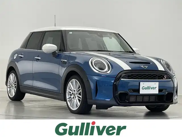 ＭＩＮＩ ＢＭＷ ミニ クーパー SD エッセンシャルトリム 滋賀県 2021(令3)年 6万km アイランドブルー 禁煙車/純正8.8インチナビ/・Bluetooth・AM・Fm/バックカメラ/ETC/前後ドライブレコーダー/追従クルーズコントロール/パドルシフト/電動パーキングブレーキ/レザーシート/前後シートヒーター/革巻きステアリング/ステアリングスイッチ/コーナーセンサー/スマートキー/スペアキー/オートライト/LEDヘッドライト/オートエアコン