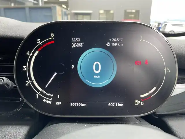 ＭＩＮＩ ＢＭＷ ミニ クーパー SD エッセンシャルトリム 滋賀県 2021(令3)年 6万km アイランドブルー 禁煙車/純正8.8インチナビ/・Bluetooth・AM・Fm/バックカメラ/ETC/前後ドライブレコーダー/追従クルーズコントロール/パドルシフト/電動パーキングブレーキ/レザーシート/前後シートヒーター/革巻きステアリング/ステアリングスイッチ/コーナーセンサー/スマートキー/スペアキー/オートライト/LEDヘッドライト/オートエアコン
