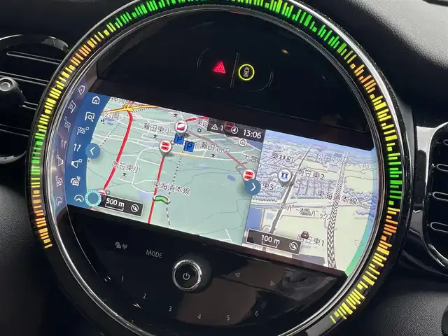 ＭＩＮＩ ＢＭＷ ミニ クーパー SD エッセンシャルトリム 滋賀県 2021(令3)年 6万km アイランドブルー 禁煙車/純正8.8インチナビ/・Bluetooth・AM・Fm/バックカメラ/ETC/前後ドライブレコーダー/追従クルーズコントロール/パドルシフト/電動パーキングブレーキ/レザーシート/前後シートヒーター/革巻きステアリング/ステアリングスイッチ/コーナーセンサー/スマートキー/スペアキー/オートライト/LEDヘッドライト/オートエアコン