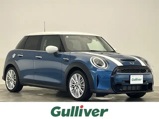 ＭＩＮＩ ＢＭＷ ミニ クーパー SD エッセンシャルトリム 滋賀県 2021(令3)年 6万km アイランドブルー 純正8.8インチナビ/・Bluetooth・AM・Fm/バックカメラ/ETC/前後ドライブレコーダー/追従クルーズコントロール/パドルシフト/電動パーキングブレーキ/レザーシート/前後シートヒーター/革巻きステアリング/ステアリングスイッチ/コーナーセンサー/スマートキー/スペアキー/オートライト/LEDヘッドライト/オートエアコン