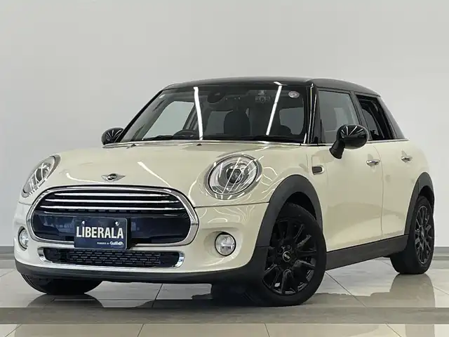ＭＩＮＩ ミニ 岡山県 2016(平28)年 3.5万km ペッパー・ホワイト 純正ナビ/バックカメラ/Bluetooth/ETC/ドライブレコーダー/プッシュスタート/アイドリングストップ/横滑り防止装置/衝突軽減防止装置/純正１６インチアルミホイール/オートライト/オートハイビーム