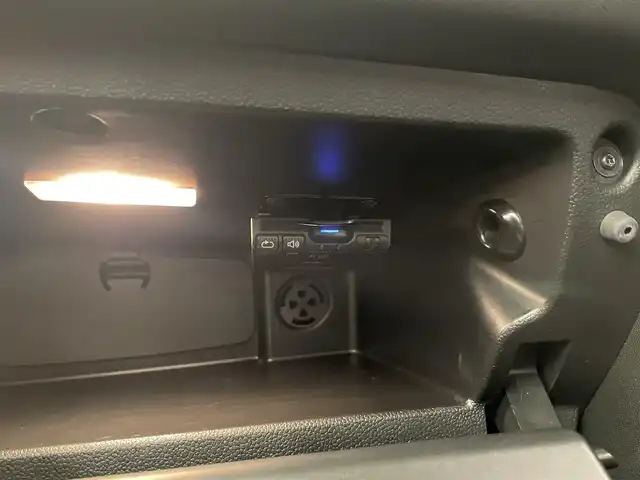 ＭＩＮＩ ミニ 岡山県 2016(平28)年 3.5万km ペッパー・ホワイト 純正ナビ/バックカメラ/Bluetooth/ETC/ドライブレコーダー/プッシュスタート/アイドリングストップ/横滑り防止装置/衝突軽減防止装置/純正１６インチアルミホイール/オートライト/オートハイビーム