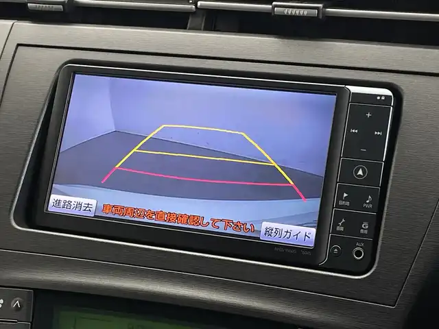 トヨタ プリウス S ツーリングセレクション 新潟県 2010(平22)年 3.9万km ホワイトパールクリスタルシャイン SDナビ　/バックカメラ　/フルセグ　/前後ドライブレコーダー　/前後コーナーセンサー　/LEDオートライト　/取扱説明書　/スマートキー　/ETC　/純正フロアマット　/純正１７インチアルミホイール　/横滑り防止装置　
