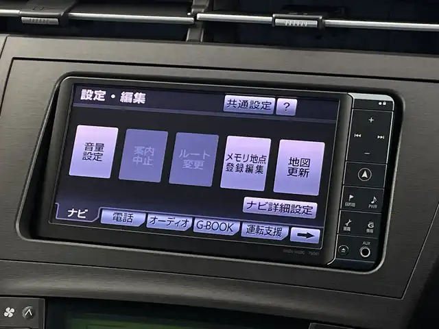 トヨタ プリウス S ツーリングセレクション 新潟県 2010(平22)年 3.9万km ホワイトパールクリスタルシャイン SDナビ　/バックカメラ　/フルセグ　/前後ドライブレコーダー　/前後コーナーセンサー　/LEDオートライト　/取扱説明書　/スマートキー　/ETC　/純正フロアマット　/純正１７インチアルミホイール　/横滑り防止装置　