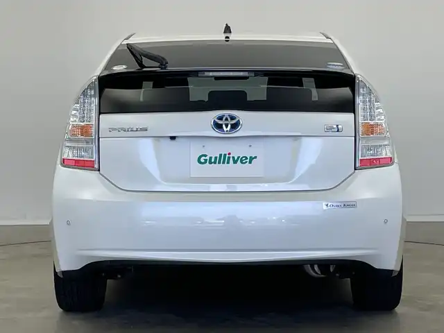 トヨタ プリウス S ツーリングセレクション 新潟県 2010(平22)年 3.9万km ホワイトパールクリスタルシャイン SDナビ　/バックカメラ　/フルセグ　/前後ドライブレコーダー　/前後コーナーセンサー　/LEDオートライト　/取扱説明書　/スマートキー　/ETC　/純正フロアマット　/純正１７インチアルミホイール　/横滑り防止装置　