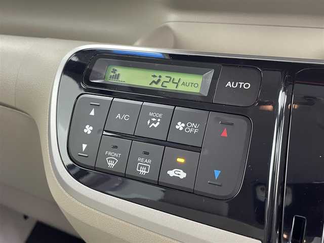 ホンダ Ｎ ＢＯＸ G Lパッケージ 群馬県 2012(平24)年 5.9万km クールミストメタリック 純正７インチナビ　バックカメラ　両側パワースライドドア　ドライブレコーダー　ＥＴＣ　　スマートキー　プッシュスタート　横滑り防止装置　盗難防止装置　ＡＢＳ　純正フロアマット　アイドリングストップ　禁煙
