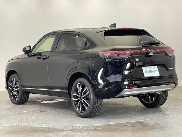 ホンダ ヴェゼル ハイブリッド e:HEV Z 栃木県 2025(令7)年 0.1千km クリスタルブラックパール 純正9インチホンダコネクトディスプレイナビ/(フルセグTV・Bluetooth)/バックカメラ/フロントグリル(メーカーオプション)　ベルリナブラック/ホンダセンシング/ ・衝突軽減システム/ ・車線維持システム/ ・アダプティブクルーズコントロール/ ・オートハイビーム/ ・アダプティブクルーズコントロール/前後コーナーセンサー/置くだけ充電/純正ビルトインETC2.0/ハーフレザーシート/シートヒーター/パワーバックドア/純正アルミホイール/スマートキー/プッシュスタート