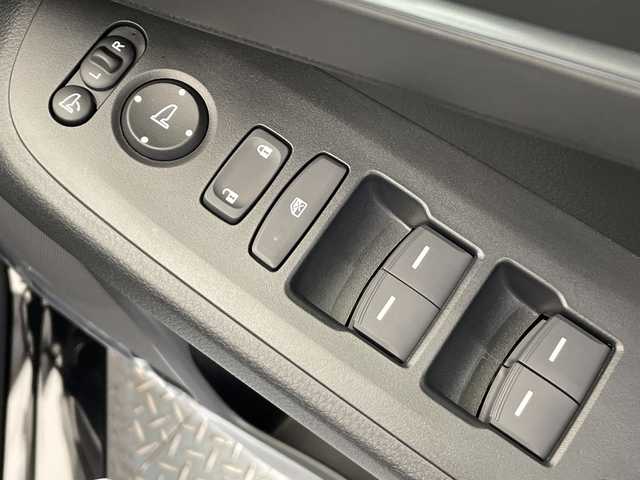 ホンダ ヴェゼル ハイブリッド e:HEV Z 栃木県 2025(令7)年 0.1千km クリスタルブラックパール 純正9インチホンダコネクトディスプレイナビ/(フルセグTV・Bluetooth)/バックカメラ/フロントグリル(メーカーオプション)　ベルリナブラック/ホンダセンシング/ ・衝突軽減システム/ ・車線維持システム/ ・アダプティブクルーズコントロール/ ・オートハイビーム/ ・アダプティブクルーズコントロール/前後コーナーセンサー/置くだけ充電/純正ビルトインETC2.0/ハーフレザーシート/シートヒーター/パワーバックドア/純正アルミホイール/スマートキー/プッシュスタート