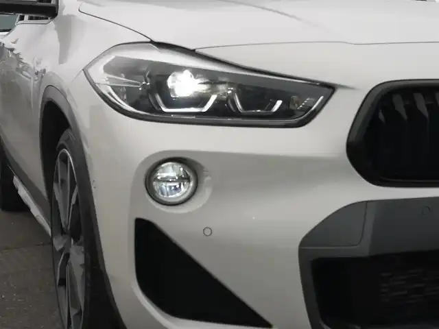 ＢＭＷ Ｘ２ xDrive20i MスポーツX 茨城県 2018(平30)年 5.3万km 白 純正ナビ/【AM・FM・音楽ライブラリ・USB・CD・DVD・BT】/パーキングアシスト/パワーシート/シートメモリ/シートヒーター/パドルシフト/レーダークルコン/Bカメラ/ETC/アイドリングストップ/前方ドラレコ/前後コーナーセンサー/HUD/電動リアゲート/ダウンヒルアシストコントロール/ハイオクガソリン車