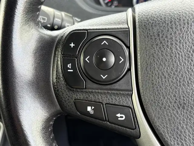 トヨタ ヴォクシー ZS 煌 大分県 2015(平27)年 8.9万km ブラック 純正ナビ（NSZT-W64）/Bluetooth/バックカメラ/フルセグTV/フリップダウンモニター/ビルトインETC/ドライブレコーダー/オートライト/LEDヘッドランプ/純正AW/モデリスタエアロ/社外フロアマット/スマートキー