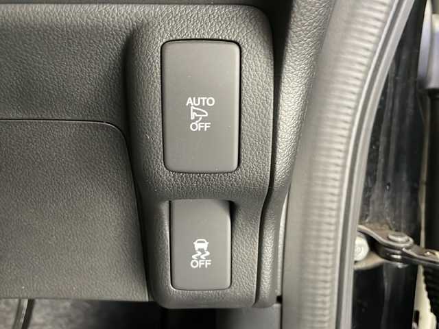 ホンダ Ｎ ＢＯＸ カスタム G SSパッケージ 長野県 2017(平29)年 2.7万km クリスタルブラックパール 純正SDナビ　(VXM-185VFEi)/（フルセグテレビ＆SD＆CD＆Bluetooth）/バックカメラ/両側パワースライドドア/前席シートヒーター/ビルトインETC/チップアップシート/オートエアコン/シートカバー調/ステアリングスイッチ/ドリンクホルダー/後席サンシェード/オートライト/純正フロアマット/１４インチ純正アルミホイール/スマートキー