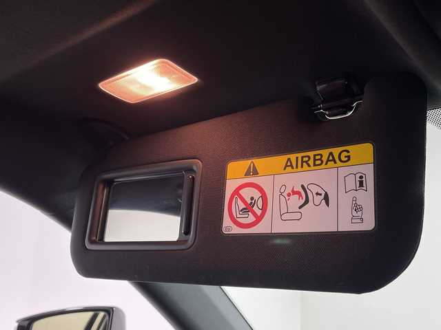 レクサス ＩＳ 300h Fスポーツ 福岡県 2022(令4)年 2万km ホワイトノーヴァガラスフレーク サンルーフ/アラウンドビューモニター/純正メモリナビ/フルセグテレビ/赤革シート/シートヒーター/BSM/ETC2.0/レーダークルーズコントロール/カードキー有り