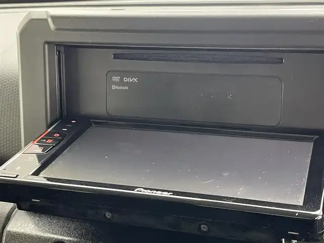 スズキ ジムニー XC 愛知県 2019(平31)年 6.4万km シフォンアイボリーM 純正ディスプレイ　シートヒーター　禁煙　ＤＶＤ　Ｂｌｕｅｔｏｏｔｈ　ＥＴＣ　ＲＡＹＳ１６インチアルミ　デュアルセンサーブレーキ　衝突軽減　クルコン　背面タイヤ　ｉｎｎｏルーフラック　ＬＥＤオートライト