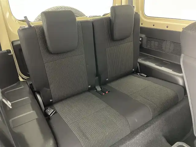 スズキ ジムニー XC 愛知県 2019(平31)年 6.4万km シフォンアイボリーM 純正ディスプレイ　シートヒーター　禁煙　ＤＶＤ　Ｂｌｕｅｔｏｏｔｈ　ＥＴＣ　ＲＡＹＳ１６インチアルミ　デュアルセンサーブレーキ　衝突軽減　クルコン　背面タイヤ　ｉｎｎｏルーフラック　ＬＥＤオートライト