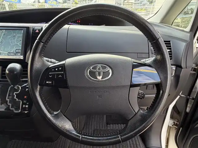 トヨタ エスティマ アエラス 兵庫県 2012(平24)年 10.4万km ホワイトパールクリスタルシャイン (株)IDOMが運営する【じしゃロン神戸名谷店】の自社ローン専用車両になりますこちらは現金またはオートローンご利用時の価格です。自社ローンご希望の方は別途その旨お申付け下さい。/純正ナビ/TV/BT/CD/DVD/ビルトインETC/クルーズコントロール/バックカメラ/両側パワースライドドア/純正アルミホイール/２列目オットマン/スペアキー