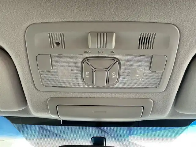 トヨタ エスティマ アエラス 兵庫県 2012(平24)年 10.4万km ホワイトパールクリスタルシャイン (株)IDOMが運営する【じしゃロン神戸名谷店】の自社ローン専用車両になりますこちらは現金またはオートローンご利用時の価格です。自社ローンご希望の方は別途その旨お申付け下さい。/純正ナビ/TV/BT/CD/DVD/ビルトインETC/クルーズコントロール/バックカメラ/両側パワースライドドア/純正アルミホイール/２列目オットマン/スペアキー