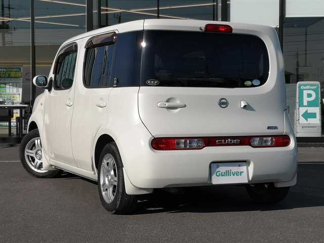 日産 キューブ 15X Vセレクション 茨城県 2009(平21)年 10.1万km ホワイトパール 純正ナビ/【AM・FM・CD・DVD・TV・AUX・HDD】/Bカメラ/前方ドラレコ/オートライト/Fフォグ/ヘッドライトレベライザー/ハロゲンライト/オートエアコン/電格ミラー/ドアバイザー/純正フロアマット/純正アルミホイール/プッシュスタート/スマートキー